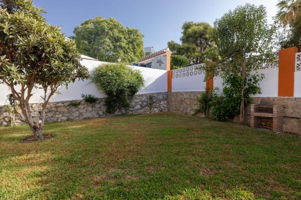 Casa o chalet independiente en Calle José de Espronceda, Las Brisas, Marbella thumbnail 2
