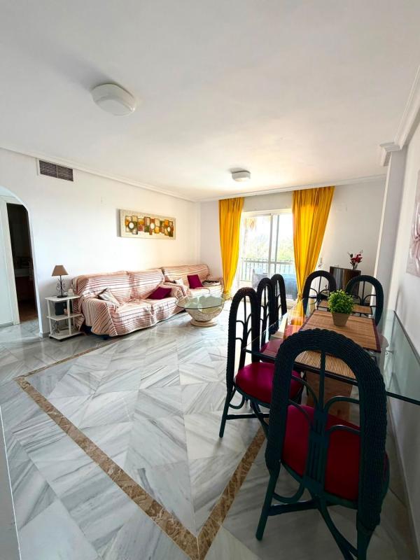 Venta de piso en Piso en Calle Rio Danubio, 2, Rodeo Alto-Guadaiza-La Campana, Marbella, Marbella
 photo 3