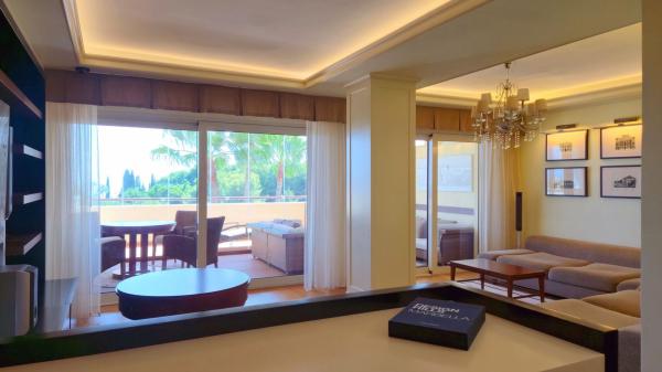 Venta de piso en Piso en Urbanización Balcones de Sierra Blanca, 36, Sierra Blanca, Marbella, Marbella
 photo 4