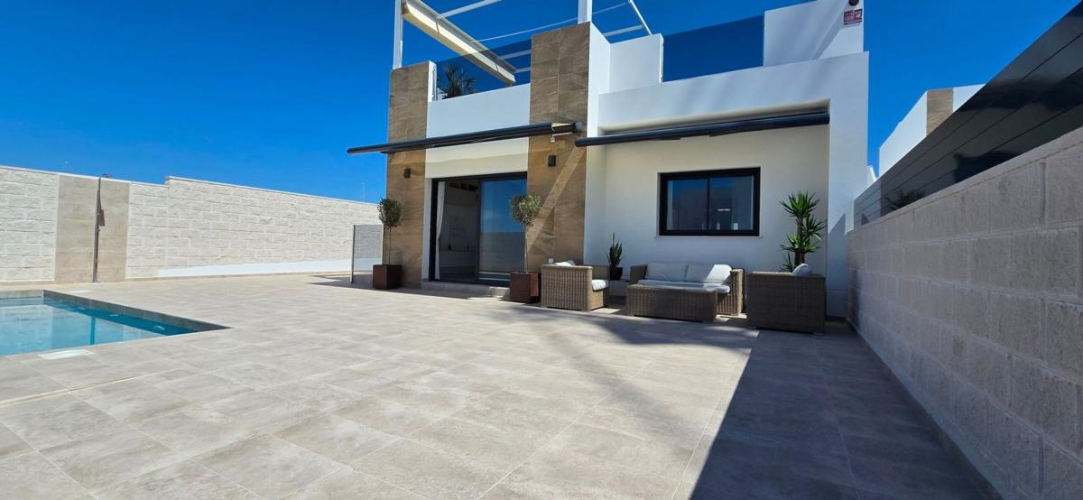 Properties for sale and rent in Spain photo 1
