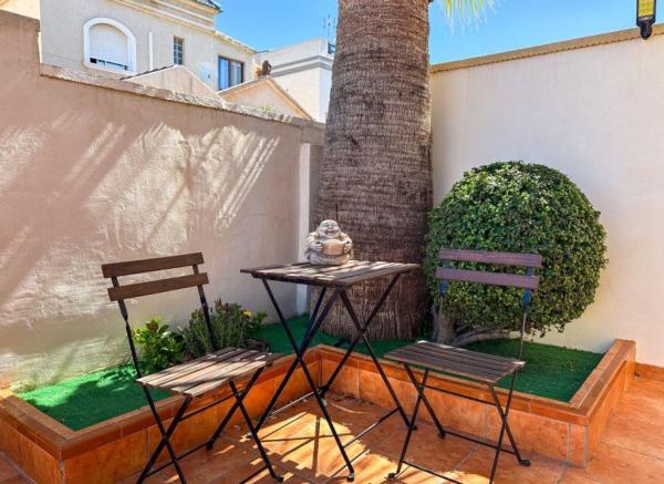 Casa o chalet independiente en Calle Alborán, Aguas Nuevas, Torrevieja photo 4