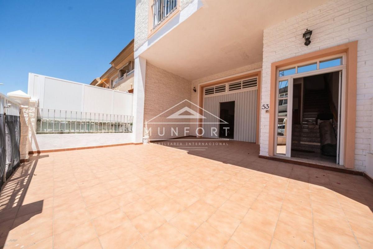 Propiedades en venta y alquiler en España photo 1