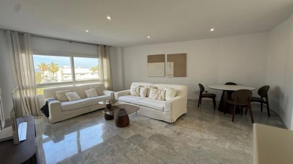 Venta de piso en Piso en Linda Vista-Nueva Alcántara-Cortijo Blanco, Marbella, Marbella
photo 1