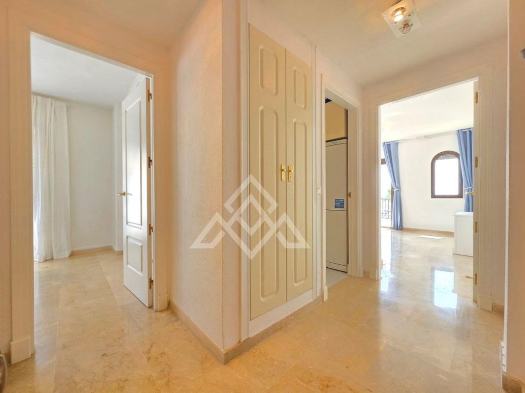 Venta de piso en Piso en Puerto de la Duquesa, Manilva, Manilva
photo 3