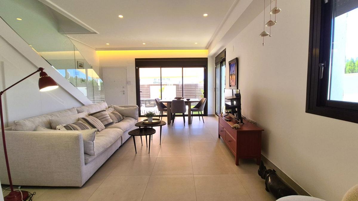 Продажа таунхауса в Chalet adosado en Avenida de la Ventas, 35, Zona Pueblo, Pilar de la Horadada , Пилар де ла Орадада photo 5