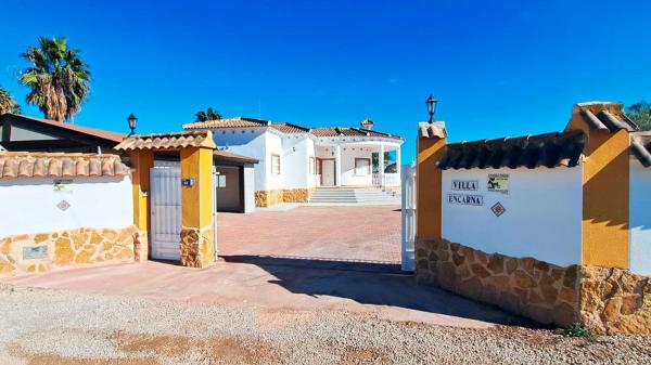 Casa o chalet independiente en Catral photo 3