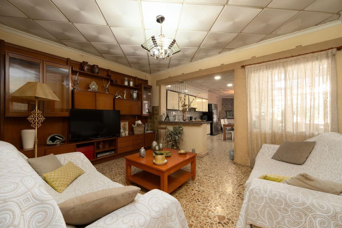 Sprzedaż szeregowego domku w Chalet adosado en Avenida Carmen, Cox , Cox photo 1
