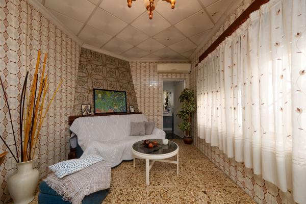 Chalet adosado en Avenida Carmen, Cox thumbnail 2