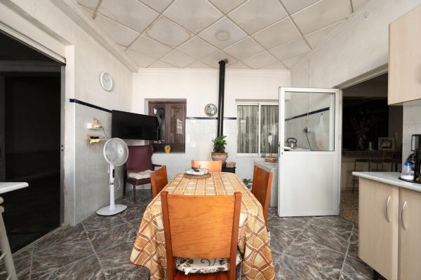 Chalet adosado en Avenida Carmen, Cox photo 4