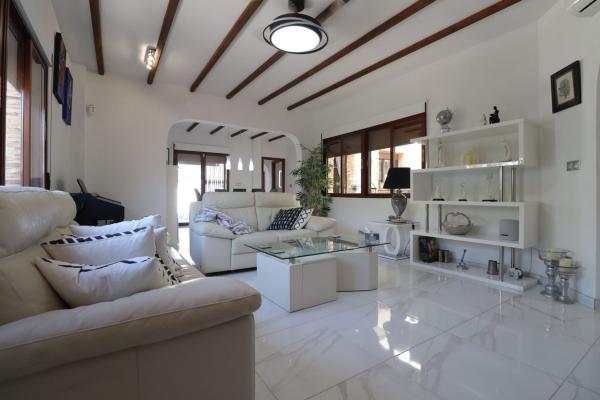 Casa o chalet independiente en Formentera del Segura thumbnail 2