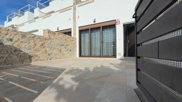 Chalet pareado en Calle de los Pescadores, 106, Torre de la Horadada, Pilar de la Horadada thumbnail 2