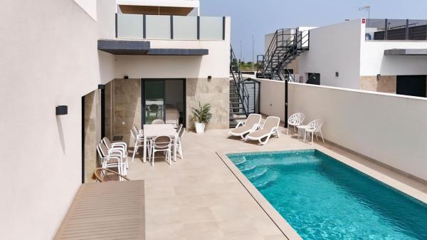 Casa o chalet independiente en Calle Dolores, Algorfa photo 1