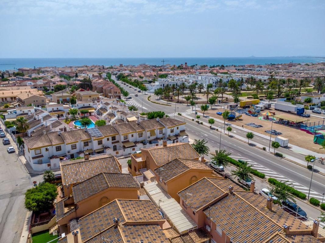 Продажа таунхауса в Chalet adosado en Avenida Sánchez Lozano, 82, Torre de la Horadada, Pilar de la Horadada , Пилар де ла Орадада photo 4
