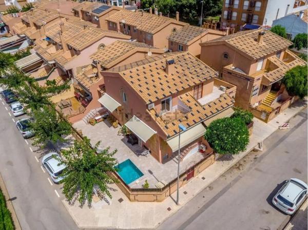 Chalet adosado en Pueblo Latino, Pilar de la Horadada photo 1