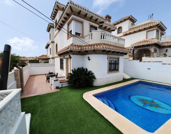 Casa o chalet independiente en Avenida Torreblanca, 5, Torreblanca, Torrevieja photo 3