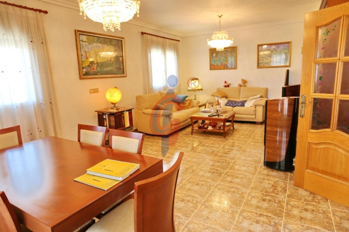 Properties for sale and rent in Spain photo 5