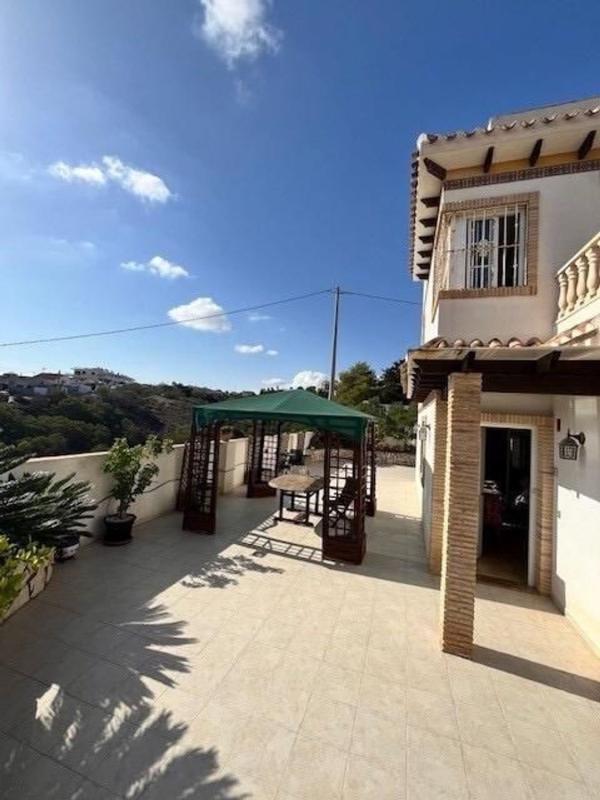 Продажа таунхауса в Chalet adosado en Torreblanca, Torrevieja , Торревьеха photo 3