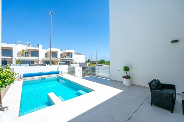 Casa o chalet independiente en Centro, Rojales thumbnail 1