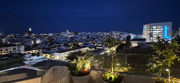 Ático en venta en Ático en Calle Pilar de Farinós, 21, Parque Central, Estepona, Estepona photo 1