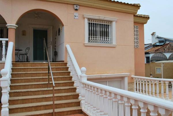 Casa o chalet independiente en Calle Coloso de Rodas, 48, San Fulgencio photo 2
