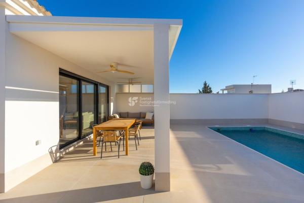 Casa o chalet independiente en Calle Strauss, 410, La Siesta - El Salado - Torreta, Torrevieja photo 1