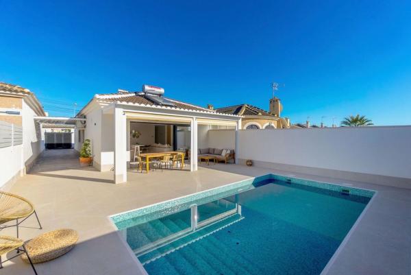 Casa o chalet independiente en La Siesta - El Salado - Torreta, Torrevieja thumbnail 2