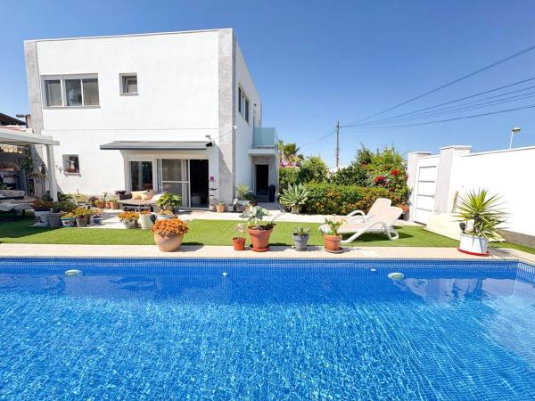 Casa o chalet independiente en Calle Jorge Manrique, La Siesta - El Salado - Torreta, Torrevieja photo 1