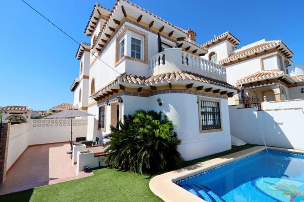 Casa o chalet independiente en Avenida Torreblanca, Torreblanca, Torrevieja photo 1