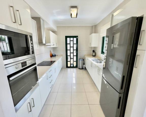 Частный шале на продаже в Casa o chalet en Calle Islas Alhucemas, 6, Centro de la Ciudad Quesada, Rojales, Рохалес thumbnail 2