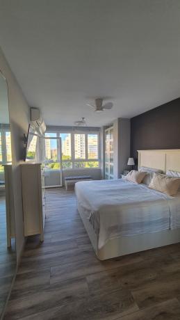 Sprzedaż mieszkania w Piso en Calle Frigiliana, 27, Los Guindos - Parque Mediterráneo - Santa Paula, Málaga, Málaga
thumbnail 3