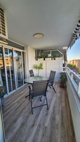 Sprzedaż mieszkania w Piso en Calle Frigiliana, 27, Los Guindos - Parque Mediterráneo - Santa Paula, Málaga, Málaga
 photo 4