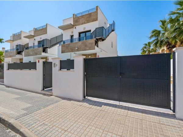 Casa o chalet independiente en Urbanizacion Coral 2-el, La Siesta - El Salado - Torreta, Torrevieja photo 1