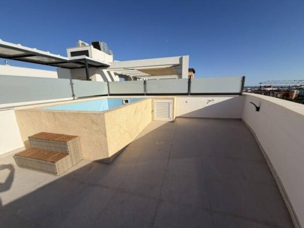 Ático en venta en  Ático en Calle José Echegaray, Zona Calvario, Estepona, Estepona photo 1