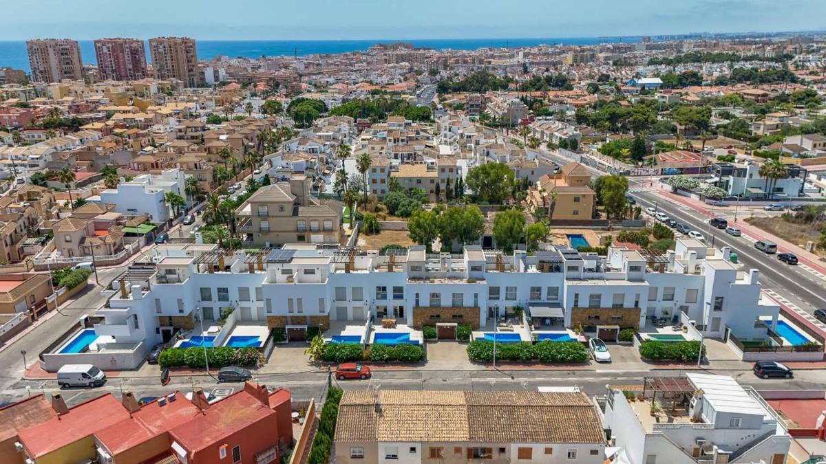 Propiedades en venta y alquiler en España photo 4