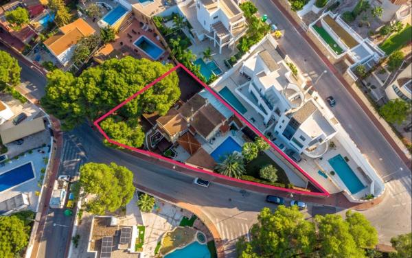 Casa o chalet independiente en Avenida Bruselas, Los Balcones - Los Altos del Edén, Torrevieja thumbnail 3
