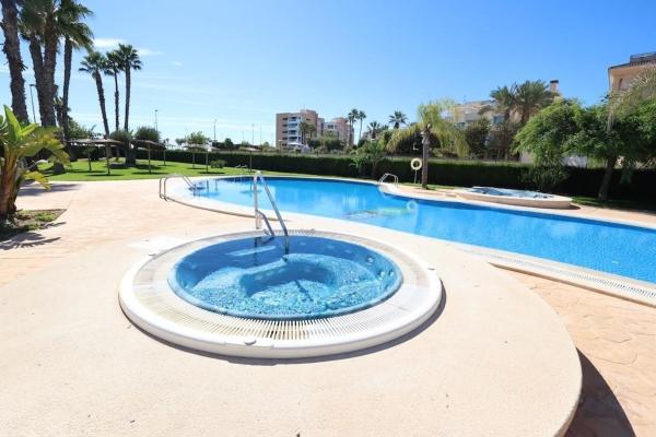 Chalet adosado en Mil Palmeras, Pilar de la Horadada photo 1