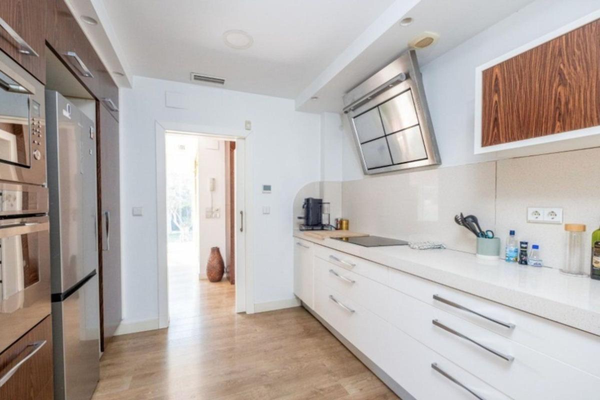 Properties for sale and rent in Spain photo 3