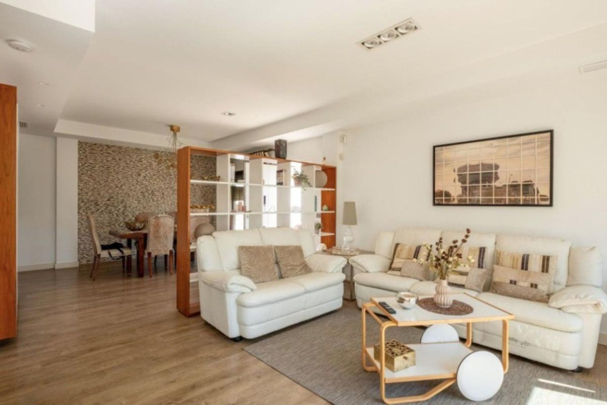 Properties for sale and rent in Spain photo 5