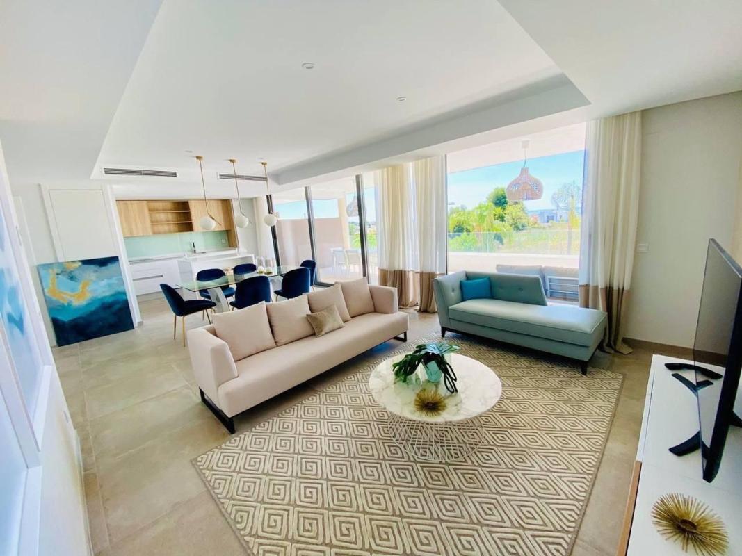 Venta de piso en Piso en Cancelada, Estepona, Estepona
photo 3