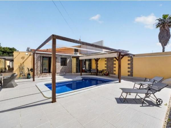 Casa o chalet independiente en Nueva Torrevieja, Torrevieja thumbnail 2