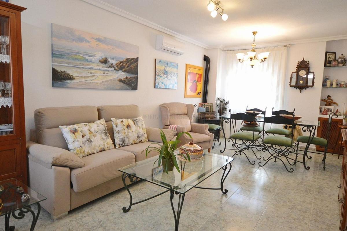 Недвижимость на продажу и в аренду в Испании photo 5