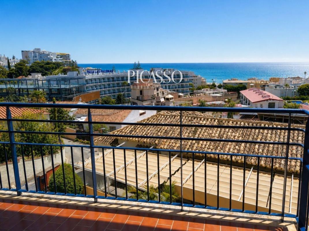 Продажа квартиры на Piso en Pasaje Santa Mónica, Montemar, Torremolinos, Торремолинос
photo 2
