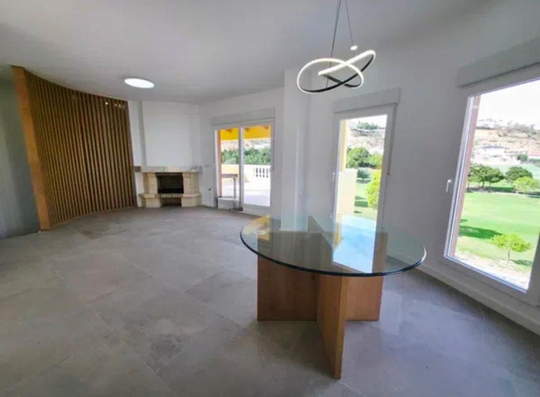 Недвижимость на продажу и в аренду в Испании photo 3