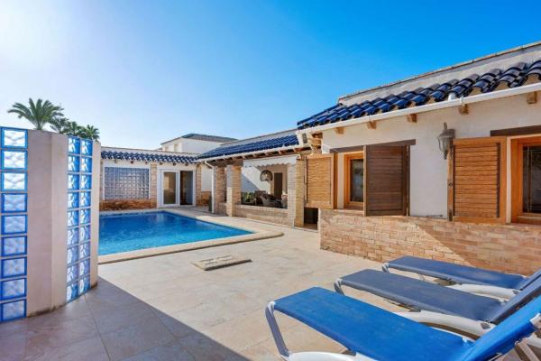 Casa o chalet independiente en Calle Pablo Neruda, 28, La Siesta - El Salado - Torreta, Torrevieja photo 4