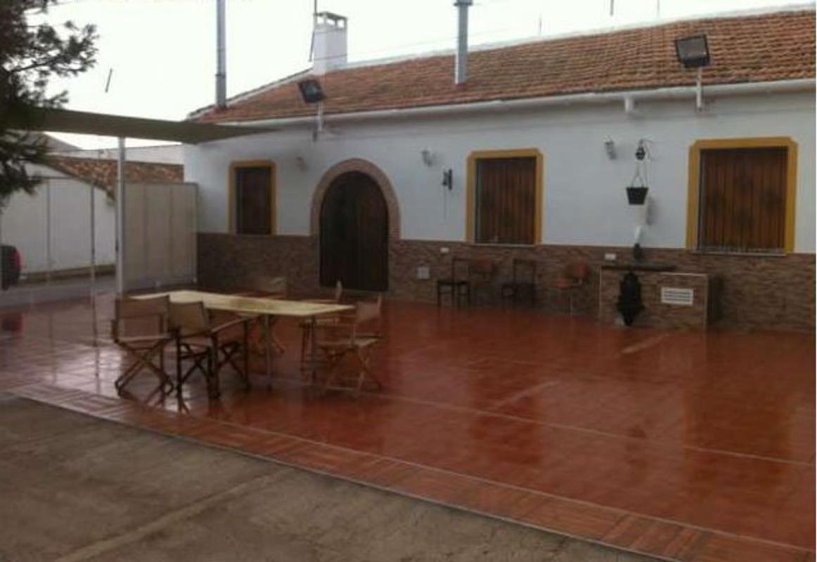 Properties for sale and rent in Spain photo 3