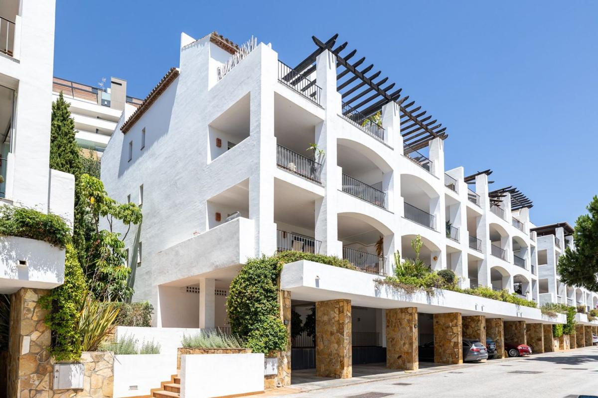 Sale of apartment in Piso en La Quinta, Benahavís, Benahavís
photo 5