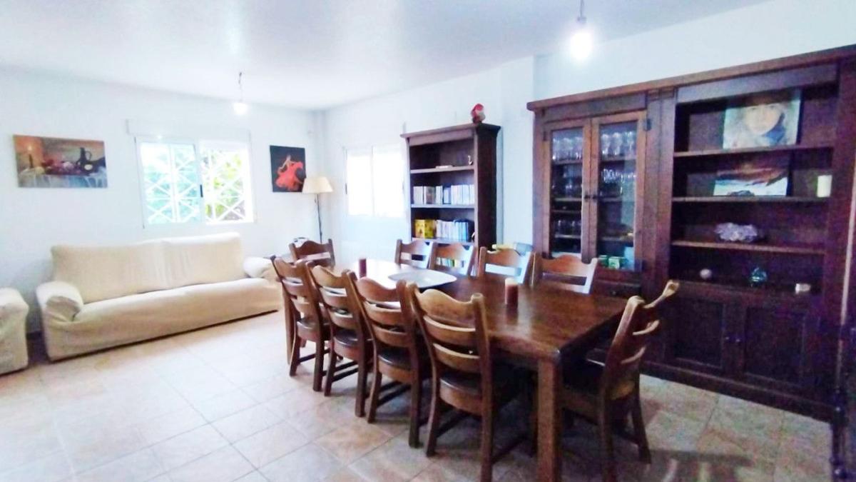 Продажа отдельного шале в Casa o chalet en La Siesta - El Salado - Torreta, Torrevieja, Торревьеха photo 4