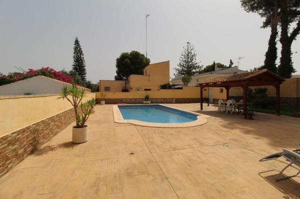 Casa o chalet independiente en Los Balcones - Los Altos del Edén, Torrevieja photo 1