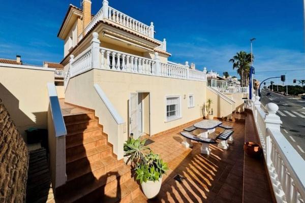 Casa o chalet independiente en Miramar - Torre del Moro, Torrevieja photo 1
