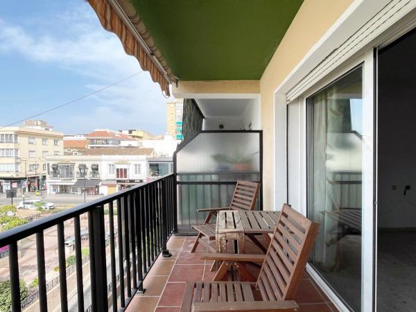Venta de piso en Piso en Zona Puerto Deportivo, Fuengirola, Fuengirola
photo 1